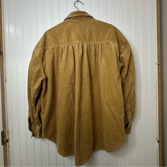 Levi’s Corduroy Remi Utility Button Down Oversized Shirt Iced Coffee Size L - Picture 6 of 9